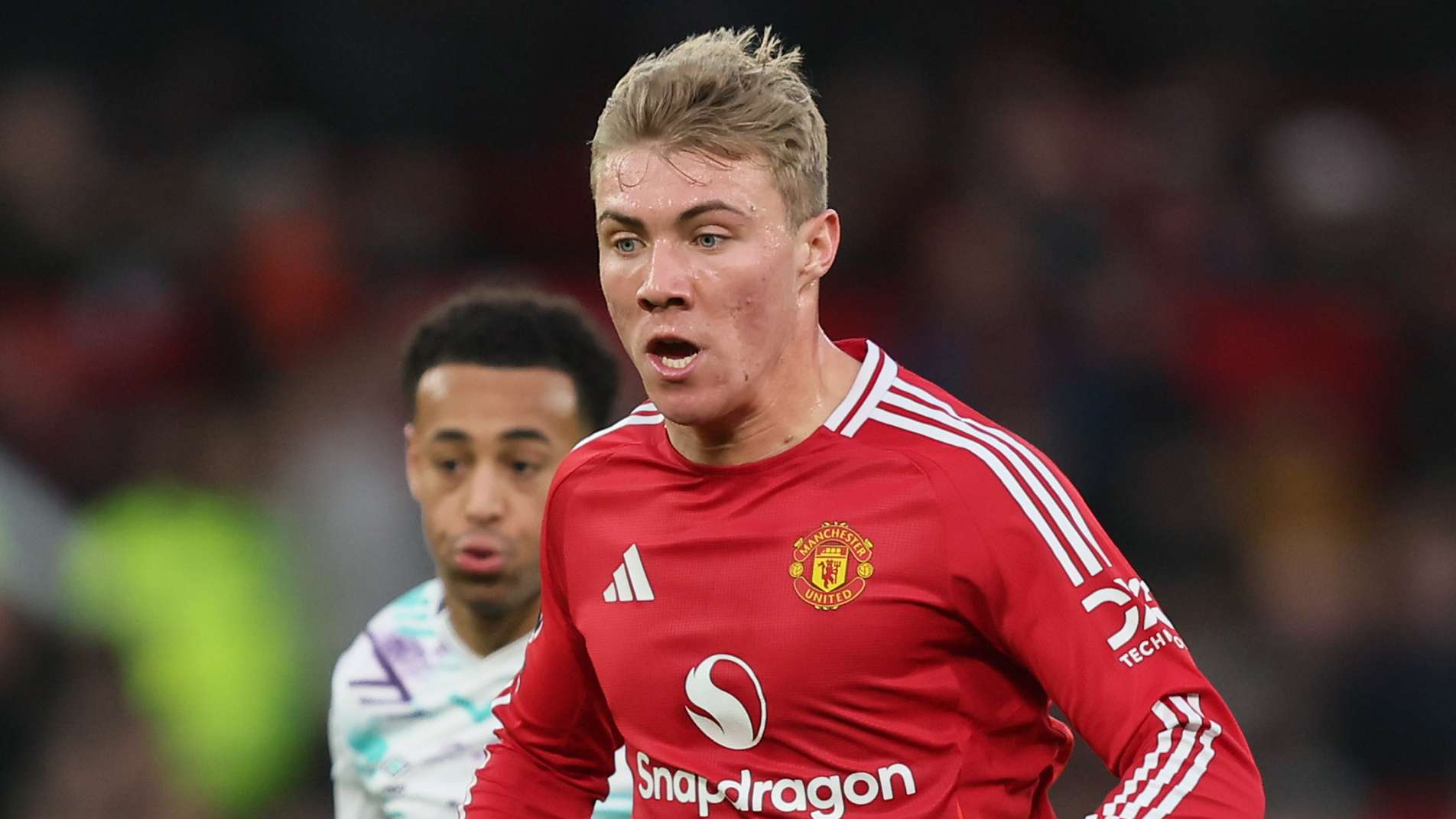 两人可以在 两人可以在